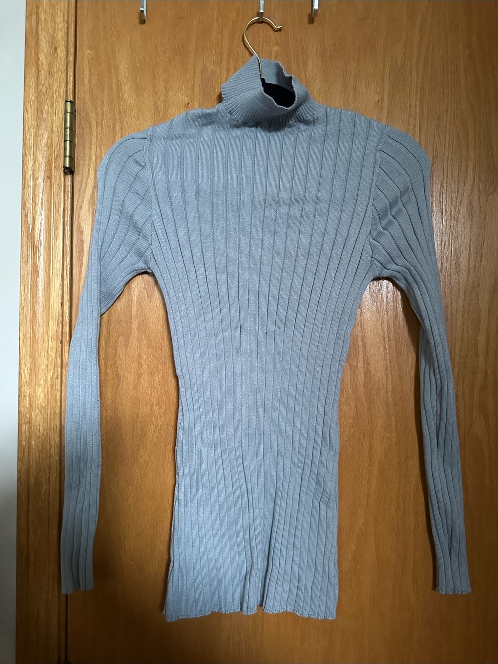 Ribbed Light Gray Sweater